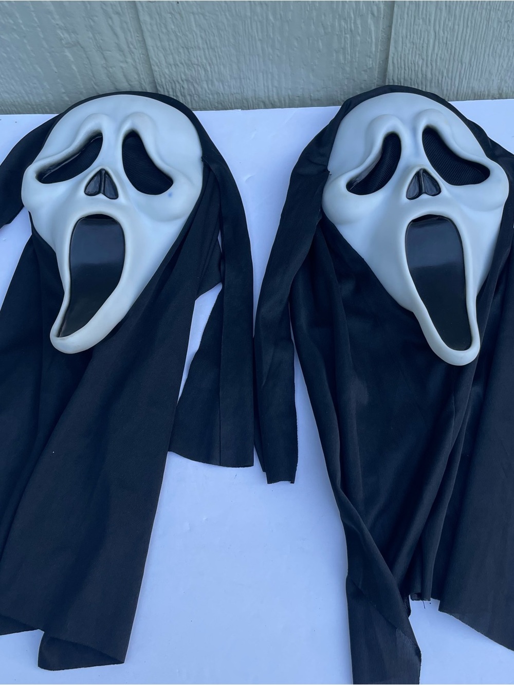 Fun world scream ghost mask 2025 Halloween party custom set of two